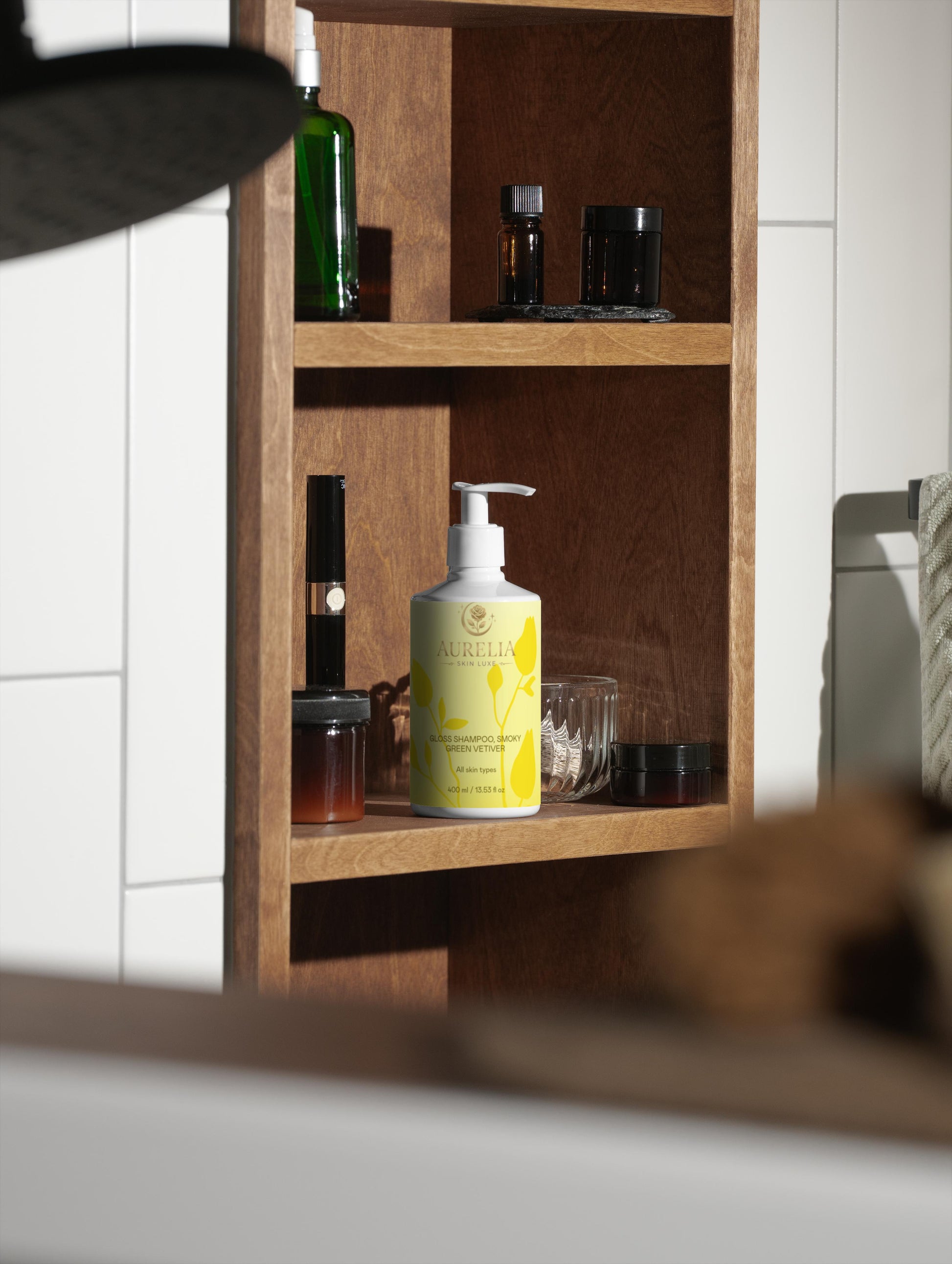 Gloss Shampoo – Smoky Green Vetiver | Aurelia Skin Luxe